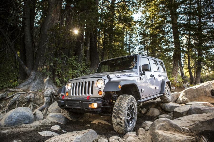  Jeep Wrangler Rubicon 10th Anniversary Edition 2013 года  (EU) (фото 33 из 54)